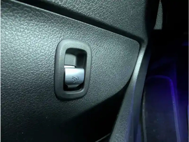 Mercedes Classe C 300 de hybrid eq 4matic — photo 12