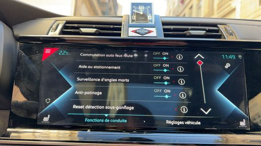 DS DS7 1.6 THP E-tense 300 Plug in Hybrid 4X4 EAT8 - Rivoli – 2020 – 99556 km – Hybride rechargeable – Boîte Automatique — photo 15