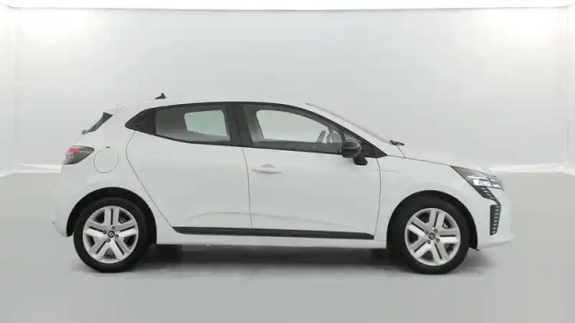 Renault Clio e-tech full hybrid 145 ch gsr2 — photo 25