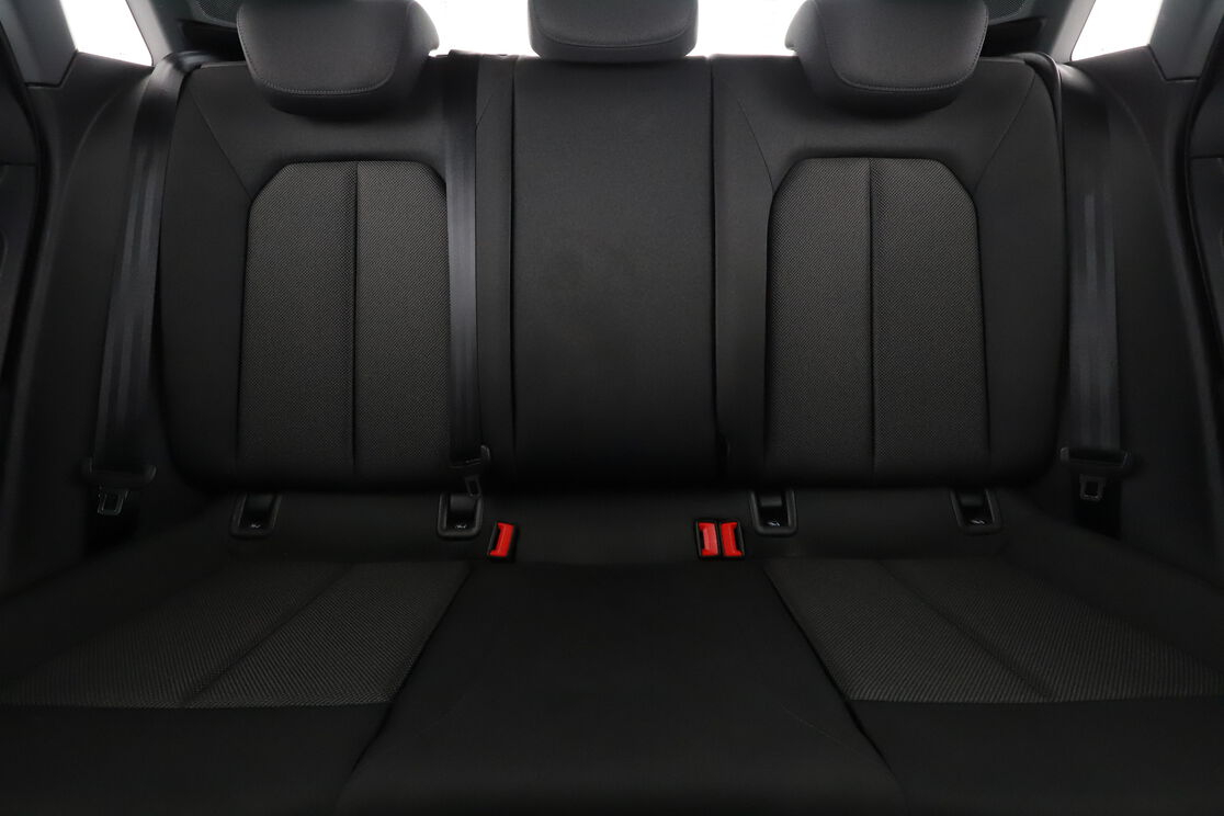 Audi A3 Sportback 30 TFSI mHEV S Tronic — photo 14