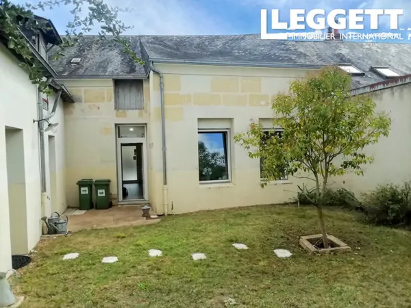 Maison mitoyenne de 129m² jardin de 533m² Centre de Montoire 19 rue Gambetta Nos 360° LEGGETT immo 4