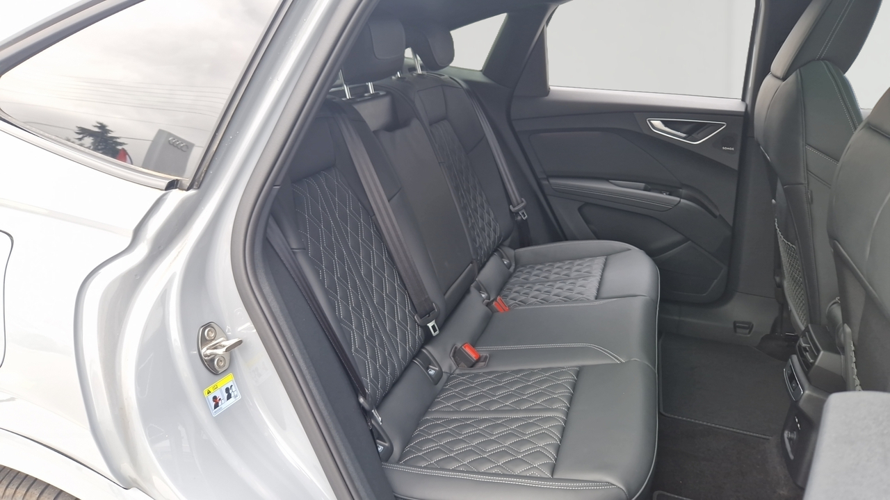 Audi Q4 e-tron Sportback 55 340 ch 82 kWh quattro — photo 26