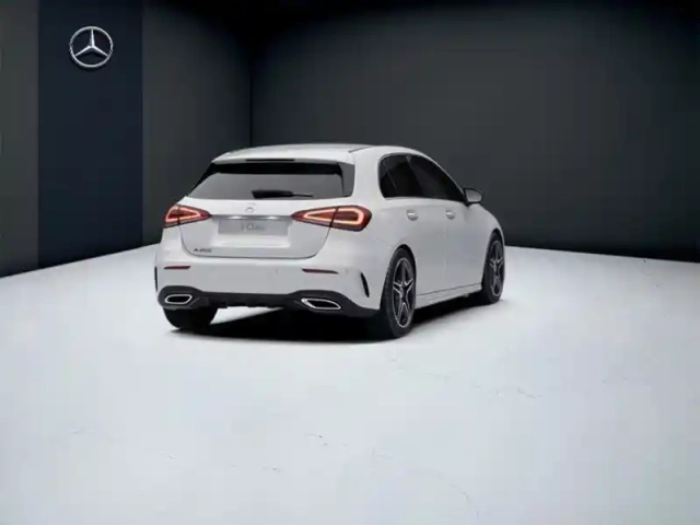 Mercedes Classe A 200 amg line — photo 36