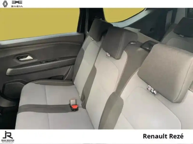 Dacia Jogger 1.0 tce 110ch extreme 7 places -24 — photo 4