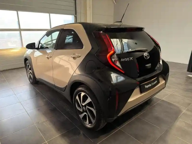 Toyota Aygo X 1.0 vvt-i 72ch design my23 — photo 4
