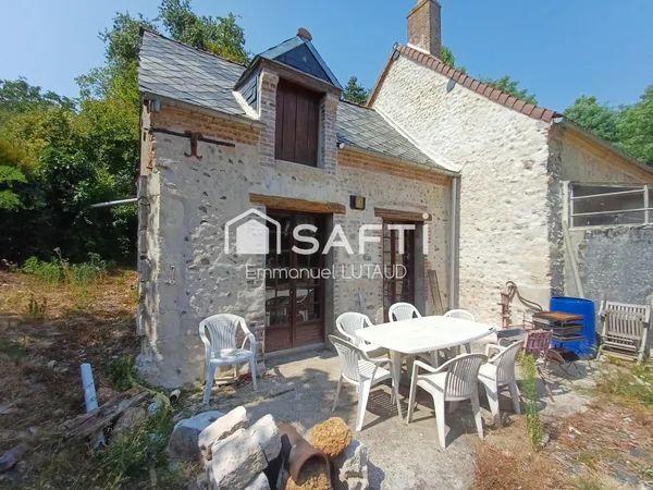 Maison à Rénover, fort potentielle centre Morée.