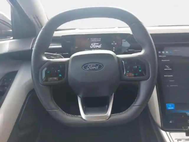 Ford Explorer 286ch extended range 77kwh rwd — photo 15