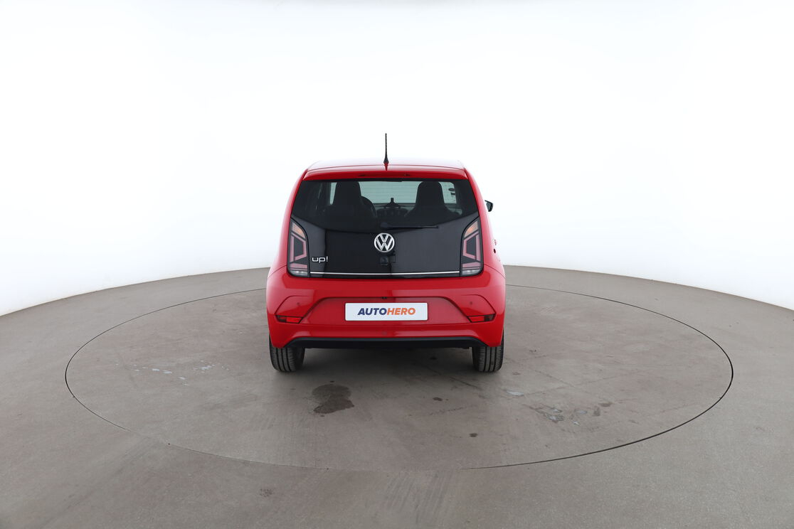 Volkswagen up! 1.0 Up! Beats Audio — photo 4