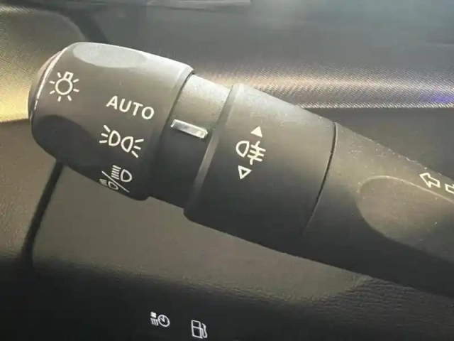 Peugeot 308 1.2 puretech 130ch s&amp;s gt eat8 — photo 15