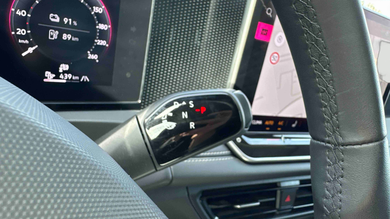 Volkswagen Tiguan 1.5 eHybrid 204ch DSG6 — photo 24