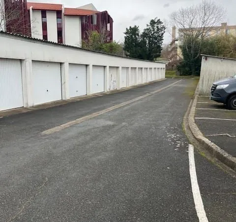 Parking/box 18 m² Anglet