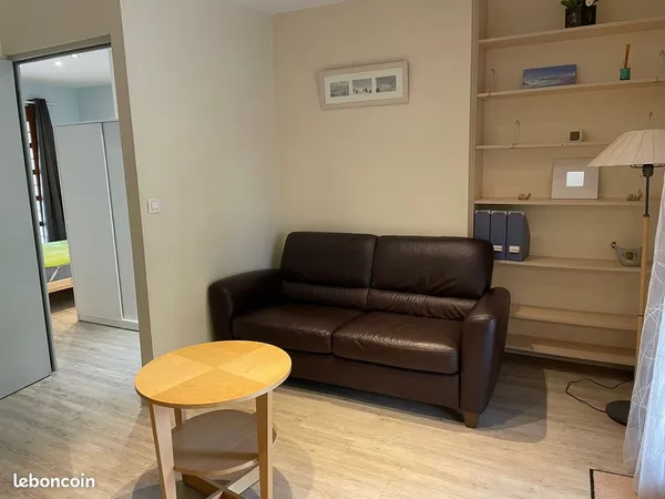 T2 meublé à Bruges de 29m² dans quartier calme proche du Tram et du train