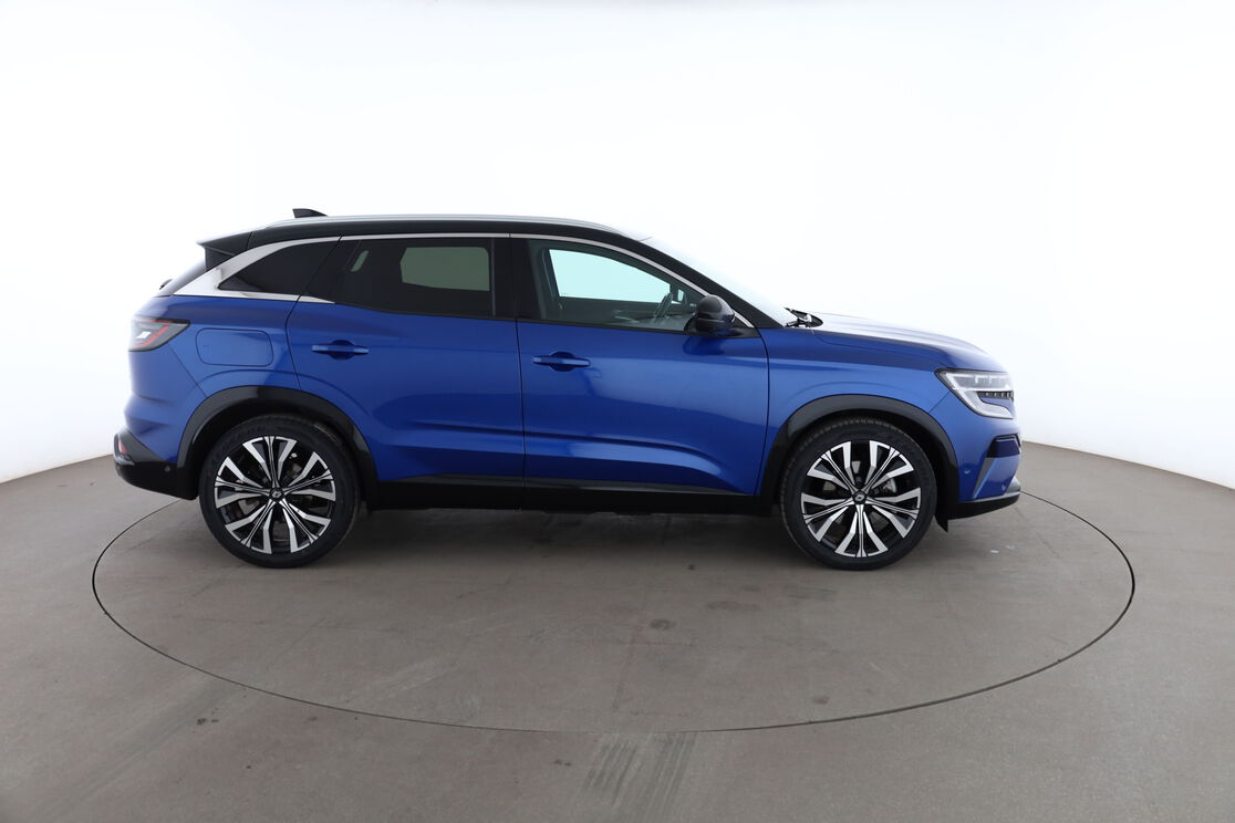 Renault Austral 1.2 Hybrid E-Tech Iconic — photo 6