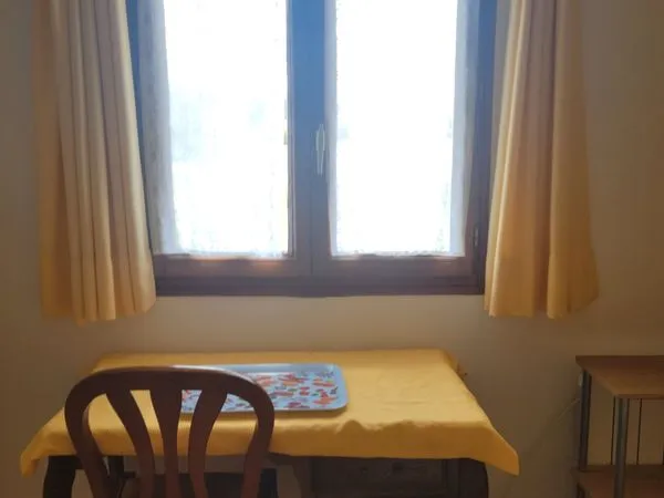 Chambre meublée kitchenette