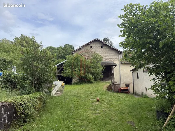 Maison 1 pièce 394 m²