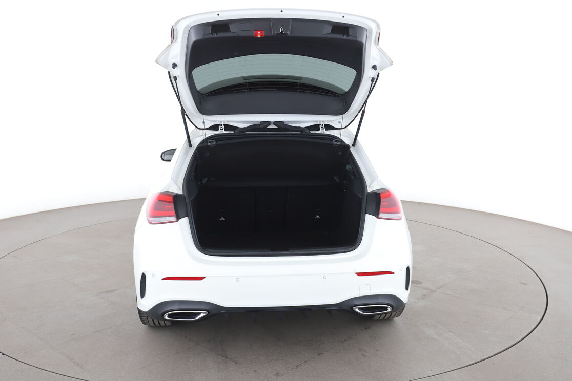 Mercedes-Benz Classe A 180 d AMG Line 7G-DCT — photo 15