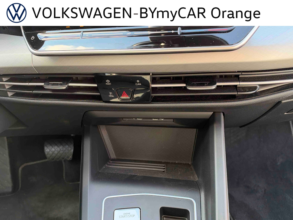 Volkswagen Golf 1.5 eTSI EVO2 116 DSG7 — photo 11
