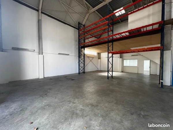 Entrepot a louer a neuilly-sur-marne