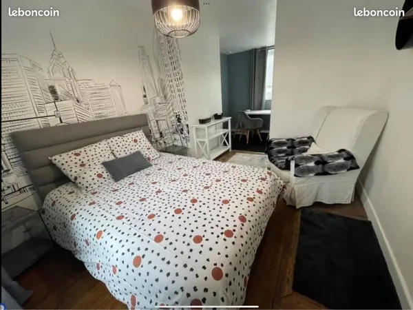 Chambre meublé hyper centre Yvetot charges comprises