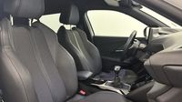 Peugeot 2008 1.2 PureTech 130ch S&S GT — photo 15