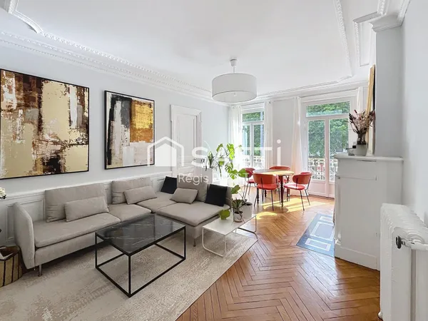 Appartement bourgeois d'exception au coeur de Bellevue