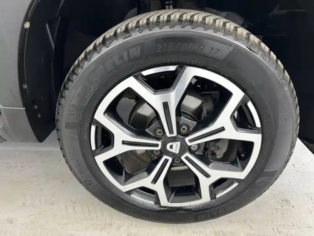 Dacia Duster blue dci 115 4x2 — photo 31