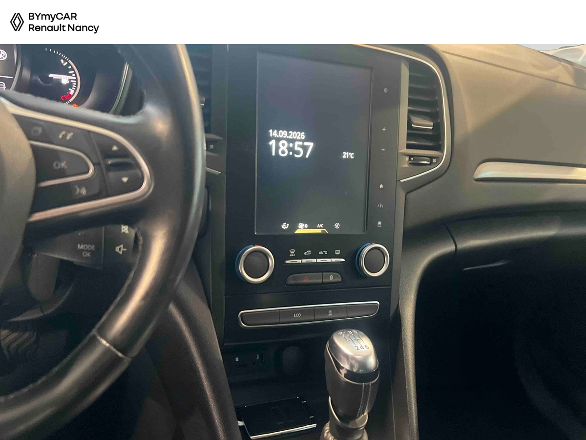 Renault Mégane IV Berline TCe 130 Energy — photo 17