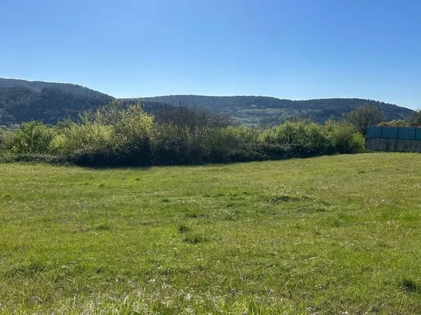 Terrain 3100 m²