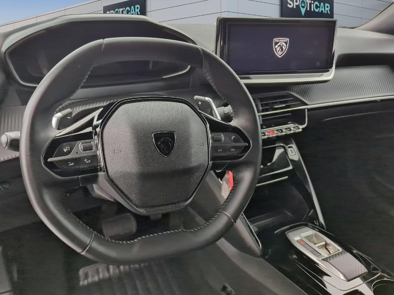 Peugeot 2008 hybrid 145 e-dcs6 allure — photo 14