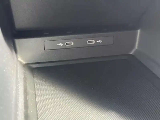 Ford Explorer 286ch extended range 79kwh pack premium rwd — photo 22