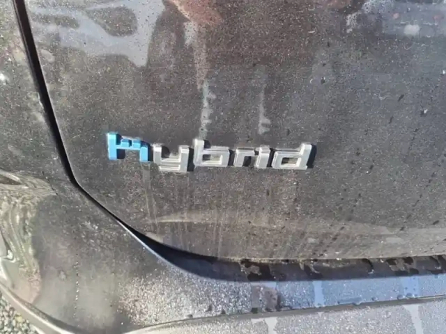 Citroën C5 Aircross hybride rechargeable 225 s&amp;s e-eat8 — photo 44