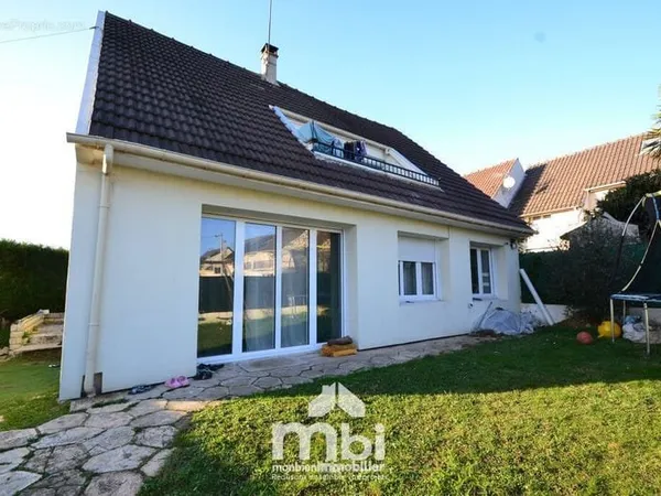 Maison individuelle 5 chambres
