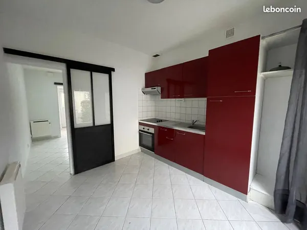 Studio 1 pièce 25 m²