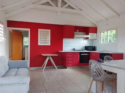 PERRIN - SPACIEUX T2 EN LOCATION