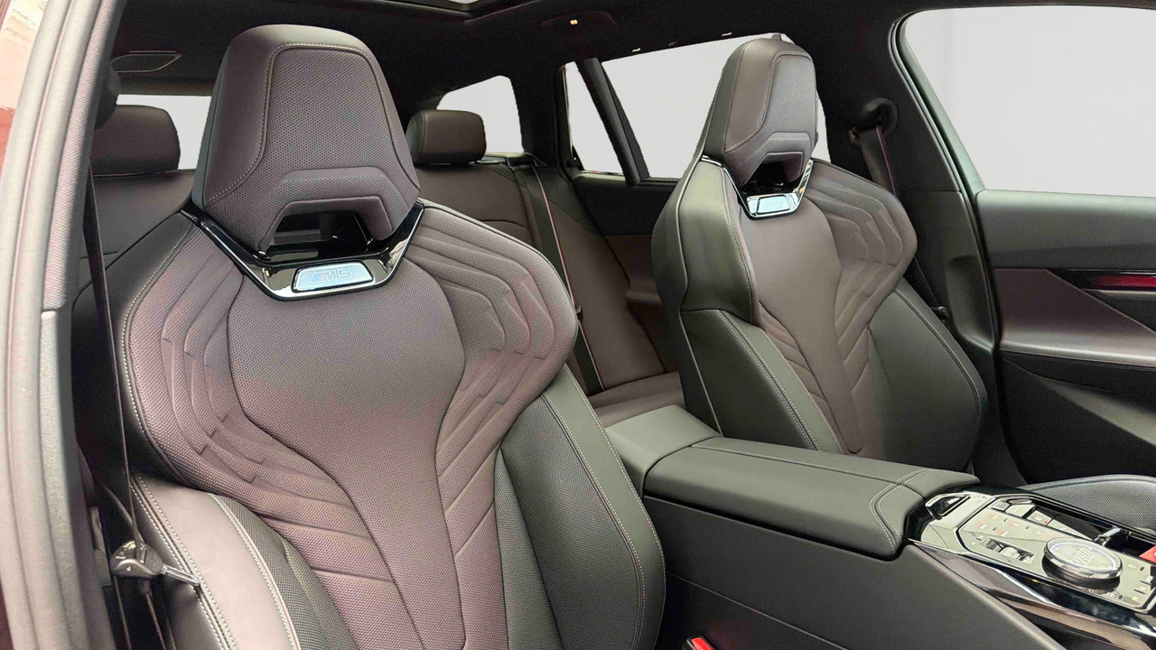 BMW M5 Touring PHEV 727 ch BVA8 — photo 27