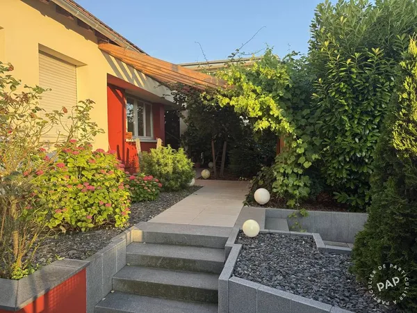 Maison 6 pièces 210 m²