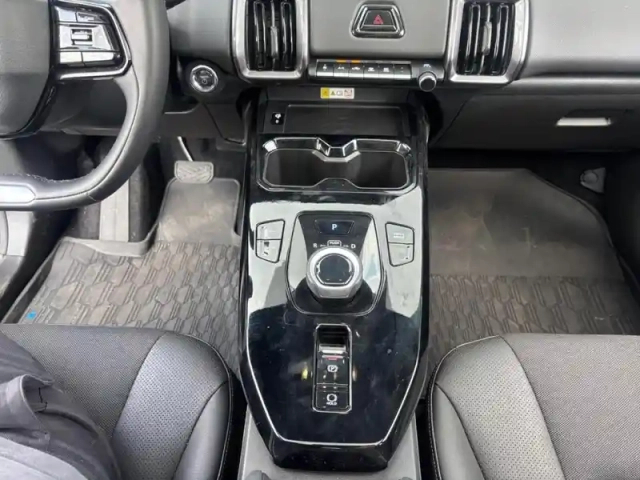 Suzuki Vitara 174ch 61kwh style — photo 27