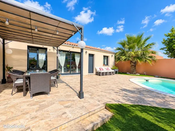 Maison plein pied avec piscine