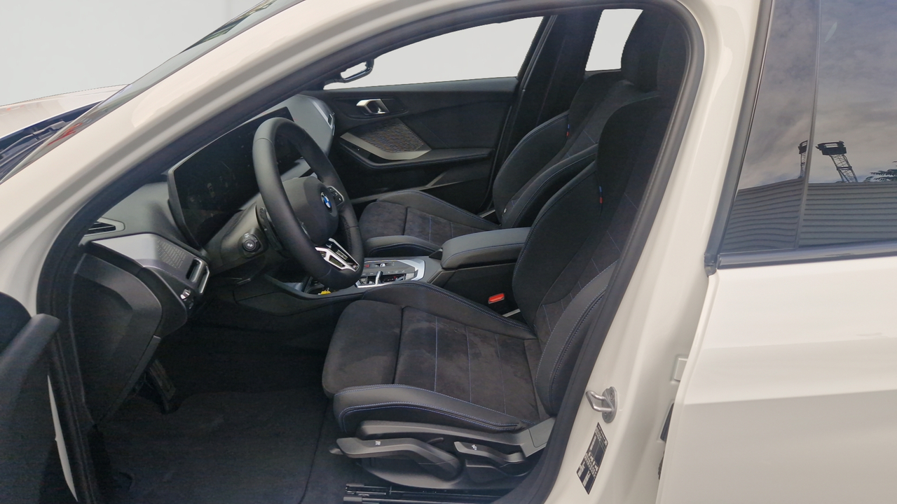 BMW 120 170 ch DKG7 — photo 11