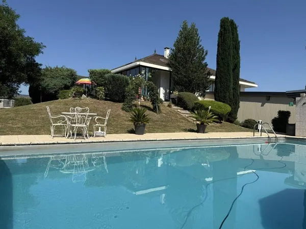 Villa 6 pièces 140 m²