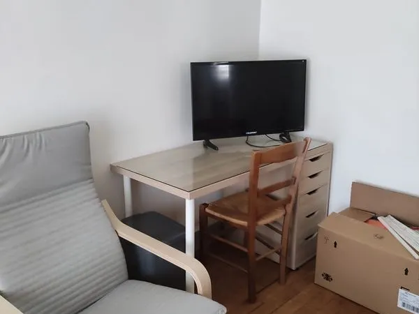 Chambre meublée à louer
