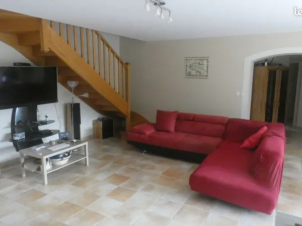 Propose colocation dans maison individuelle à Ribiers