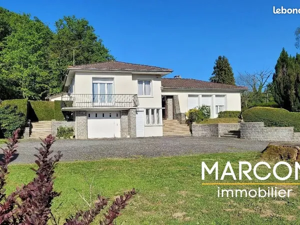 Propriété 6 pièces 158 m²