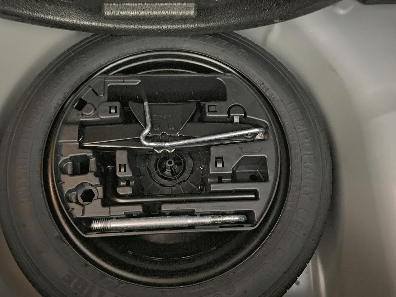 Peugeot 208 hybrid 145 ch e-dcs6 gt — photo 16