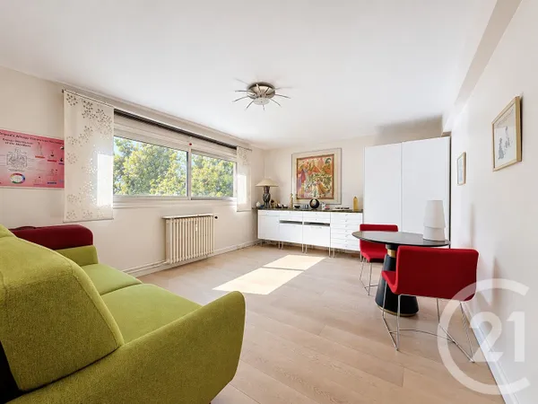 Studio 1 pièce 34 m²