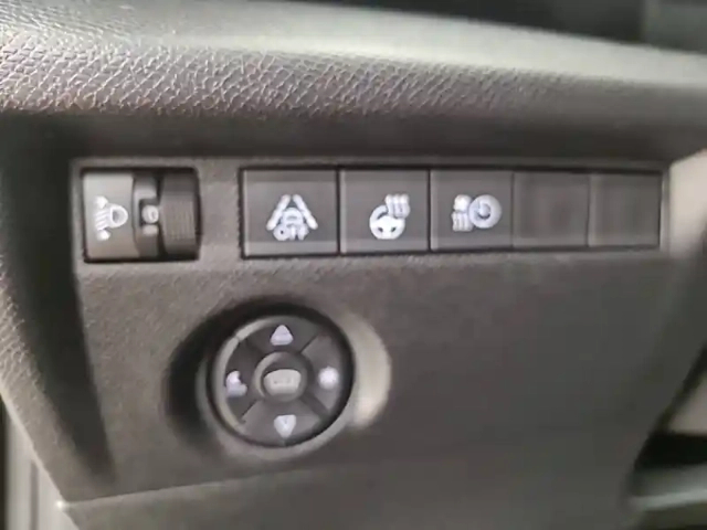 Citroën C4 e- 136 ch automatique — photo 60