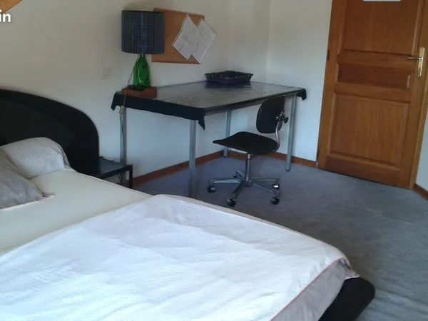 Loue chambre 16 m2 dans villa
