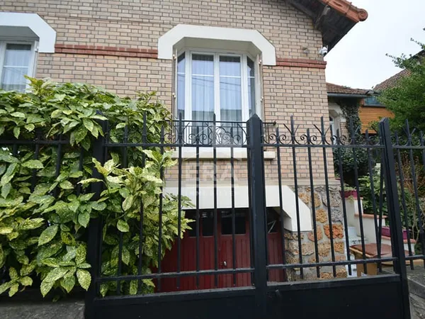 Maison Colombes 2 pièce(s) 52 m2