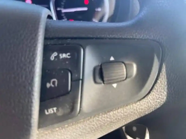 Citroën Jumpy fg m 1.5 bluehdi 120ch s&amp;s pack driver — photo 14