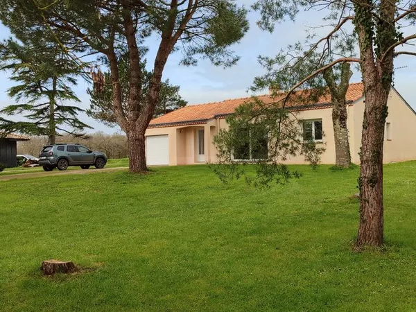 Location maison T4